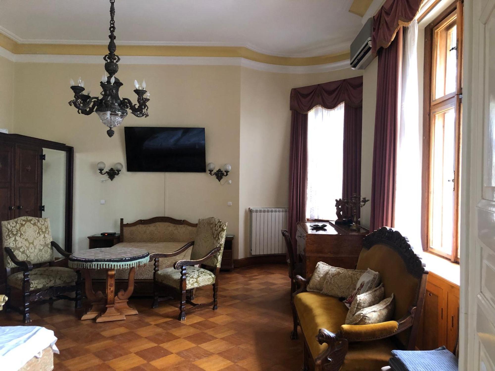Bed and Breakfast Kalmár Panzió Budapest Exterior foto